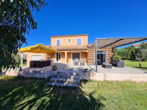 Maison familiale avec piscine L Eucalyptus